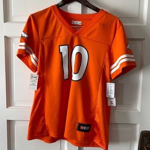 New Women’s Bronco Jersey